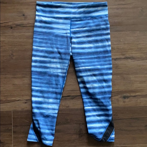 Workout Capris - Picture 1 of 2